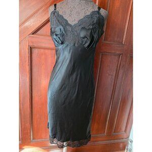 Vintage Lady Lynne Black Satin & Lace Slip Dress Nightgown 36 Adjustable Straps